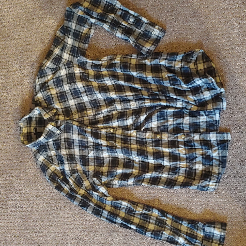 UniQlo B&W Small Flannel